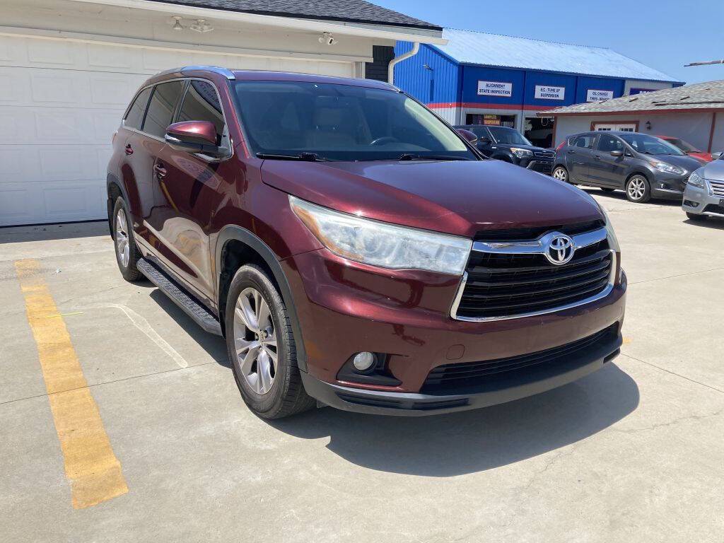2015 Toyota Highlander XLE — SUV — 121,648 mi — Princeton, TX