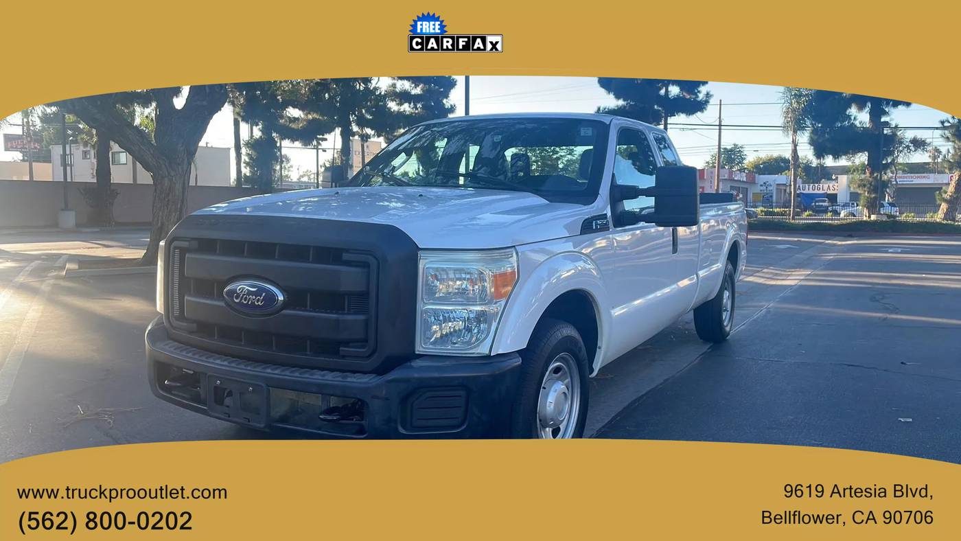 2011 Ford Super Duty F-250 XL — Pickup Truck — 81,987 mi — Bellflower, CA