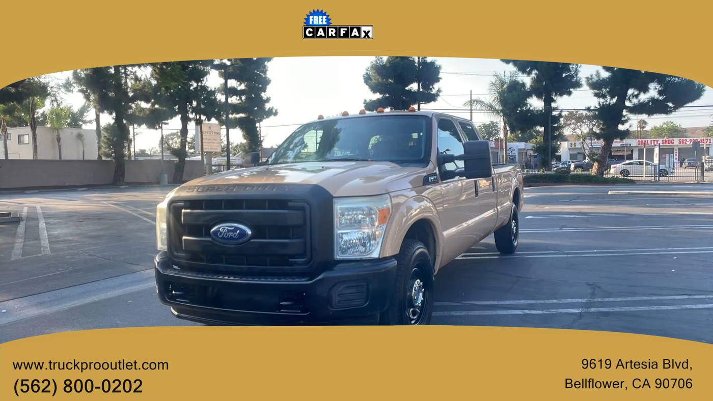 2011 Ford Super Duty F-350 XL — Pickup Truck — 64,743 mi — Bellflower, CA