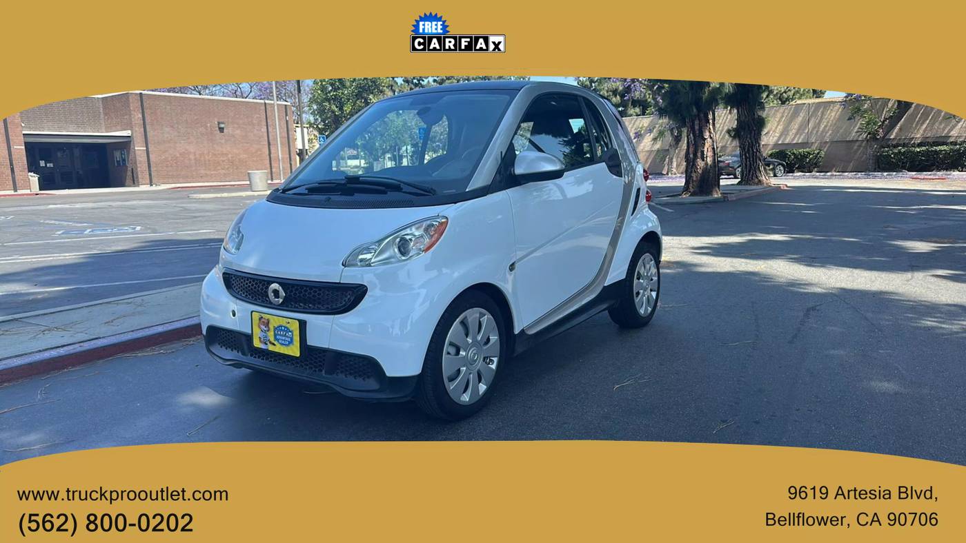 2014 smart fortwo Pure — Coupe — 28,208 mi — Bellflower, CA