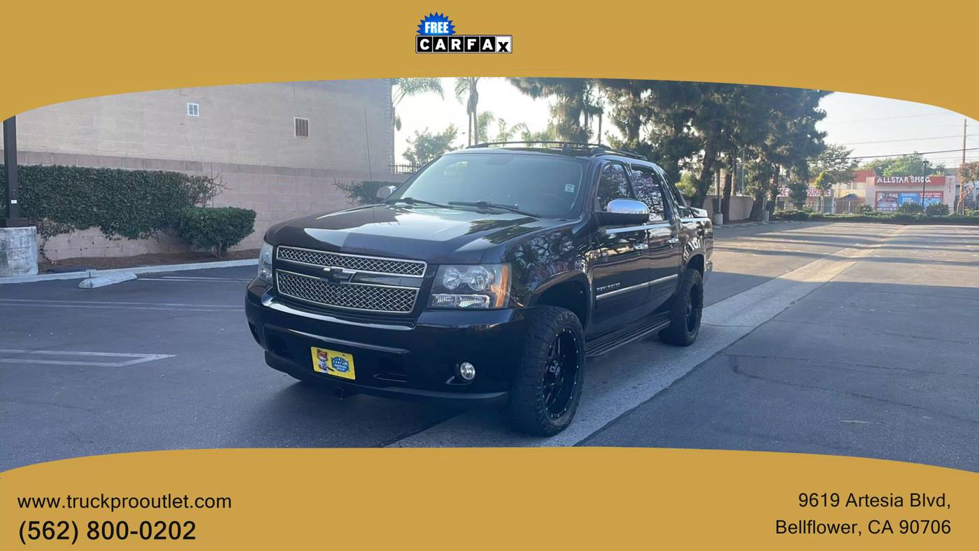 2012 Chevrolet Avalanche LTZ — Pickup Truck — 169,214 mi — Bellflower, CA