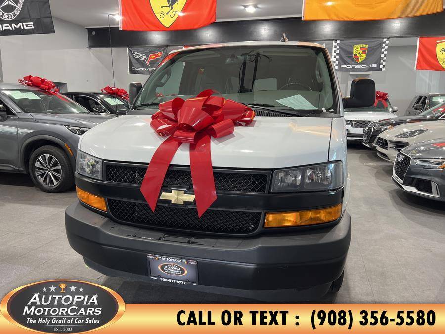 2023 Chevrolet Express Passenger LS — Passenger Van — 31,116 mi — Union, NJ
