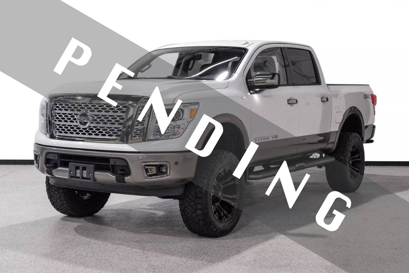 2018 Nissan Titan Platinum Reserve — Pickup Truck — 100,128 mi — Plano, TX