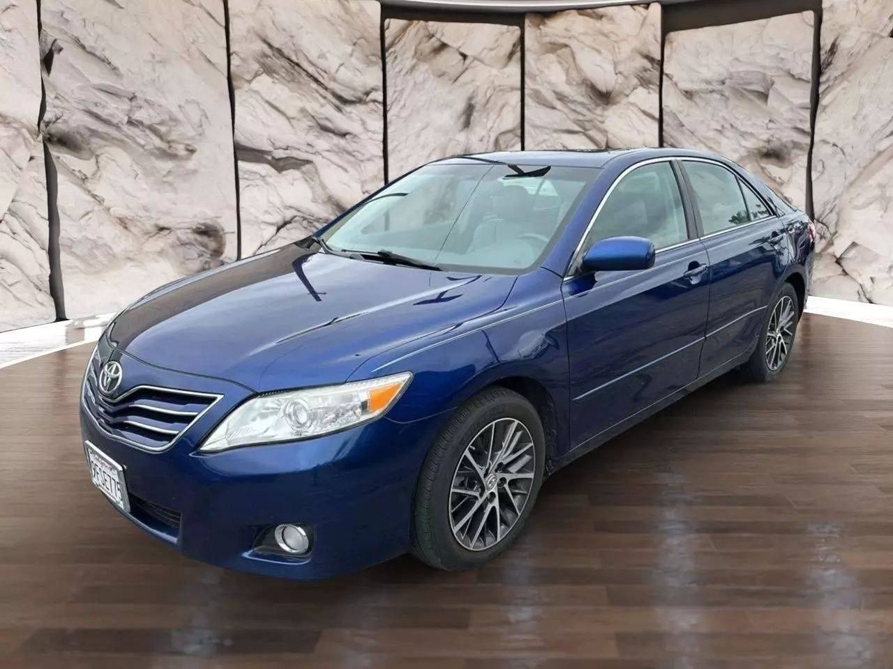2011 Toyota Camry XLE V6 — Sedan — 59,324 mi — Chino, CA
