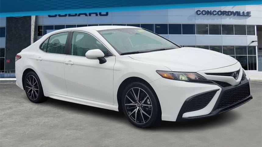 2024 Toyota Camry SE — Sedan — 16,540 mi — Glen Mills, PA