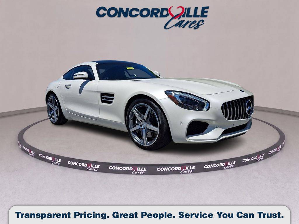 2017 Mercedes-Benz AMG GT Standard