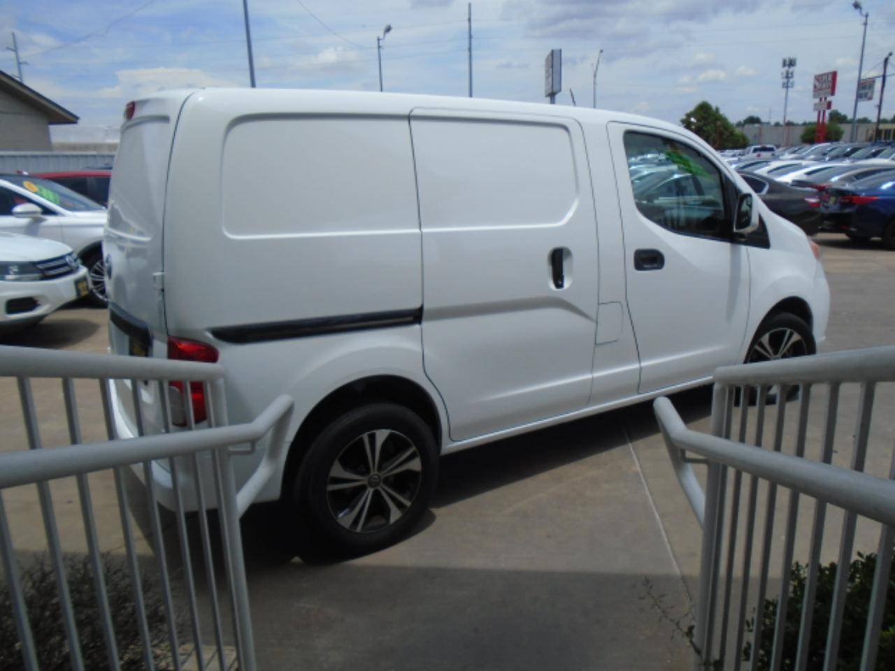 Photo 3