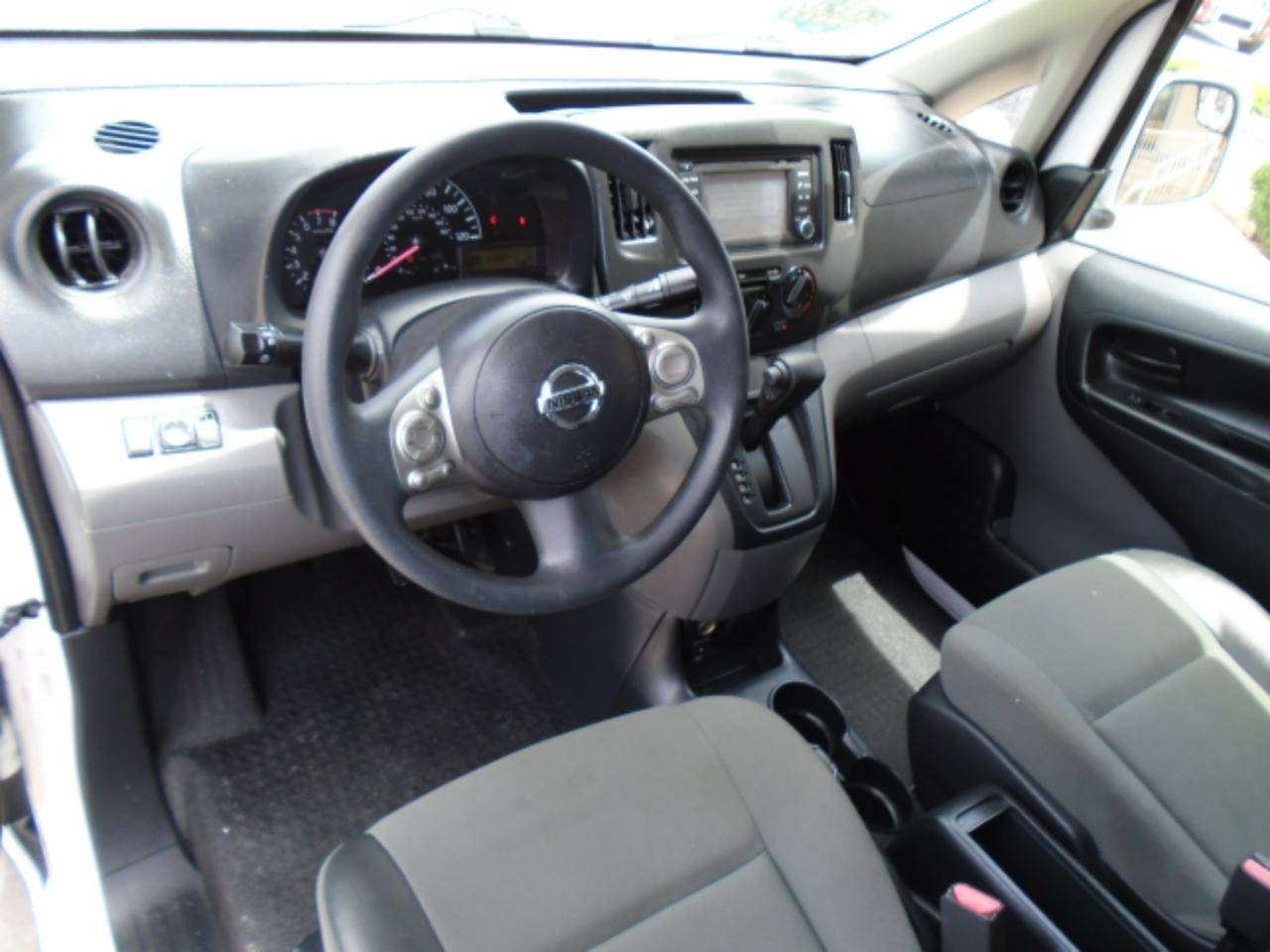 Photo 10