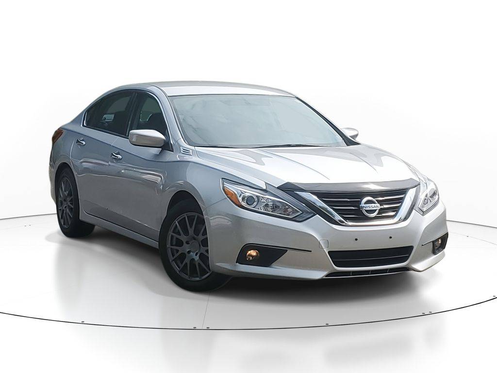 2018 Nissan Altima 2.5 SV — Sedan — 73,789 mi — Canton, MI