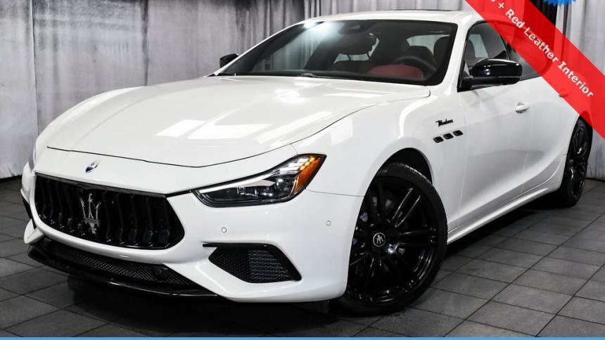 2023 Maserati Ghibli Modena Q4