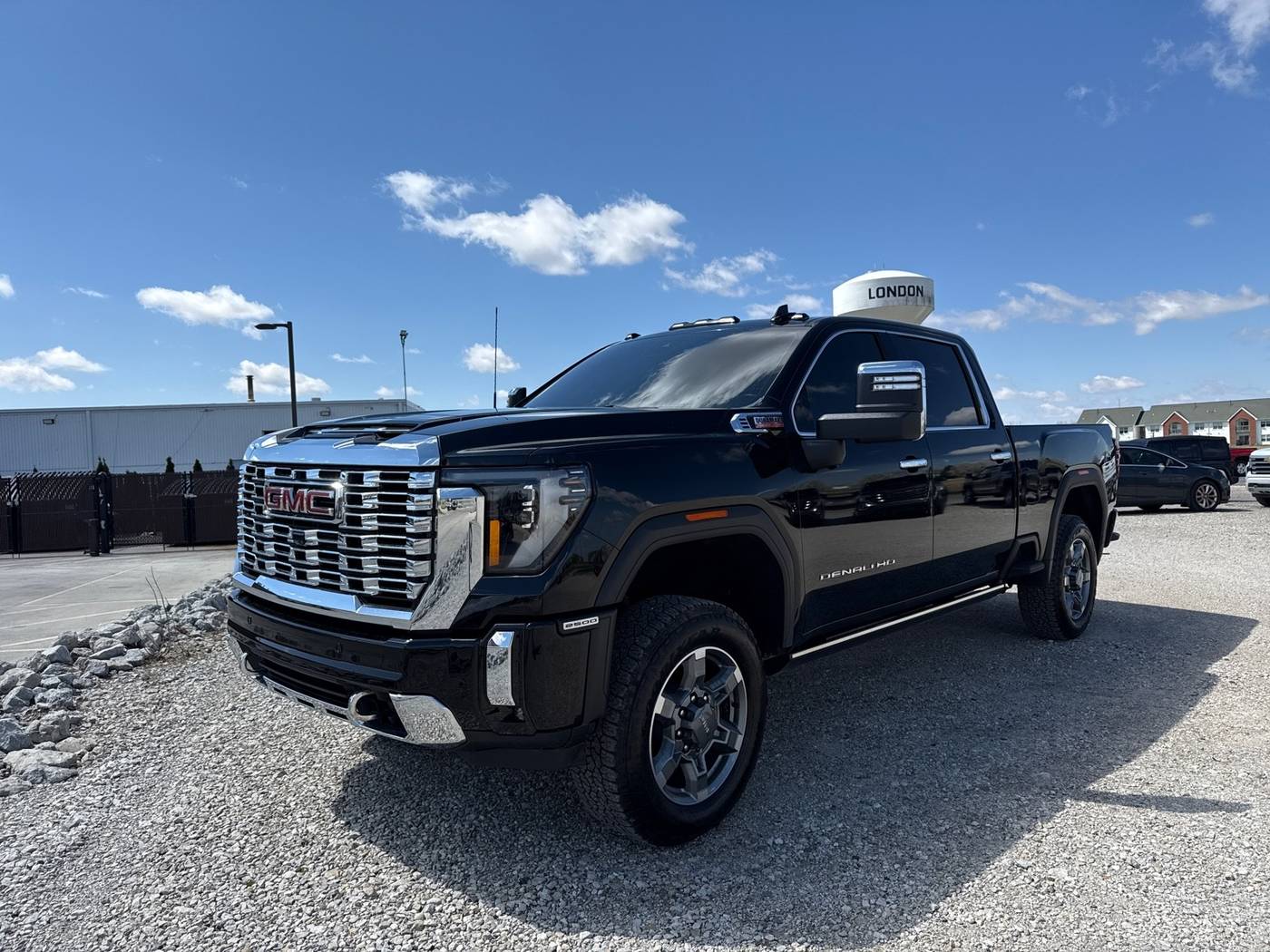 2024 GMC Sierra 2500HD Denali — Pickup Truck — 54,221 mi — London, OH