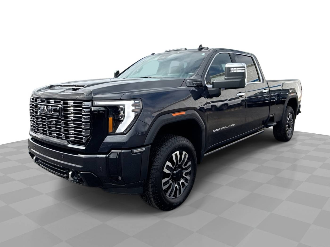 2025 GMC Sierra 3500HD Denali Ultimate — Pickup Truck — 7,424 mi — London, OH