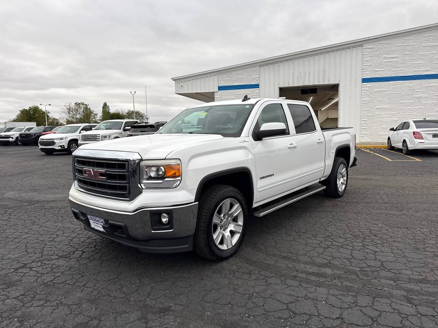 2015 GMC Sierra 1500 SLE — Pickup Truck — 163,909 mi — London, OH