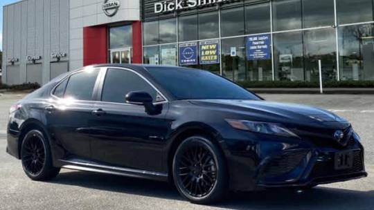 2024 Toyota Camry SE — Sedan — 14,663 mi — Columbia, SC
