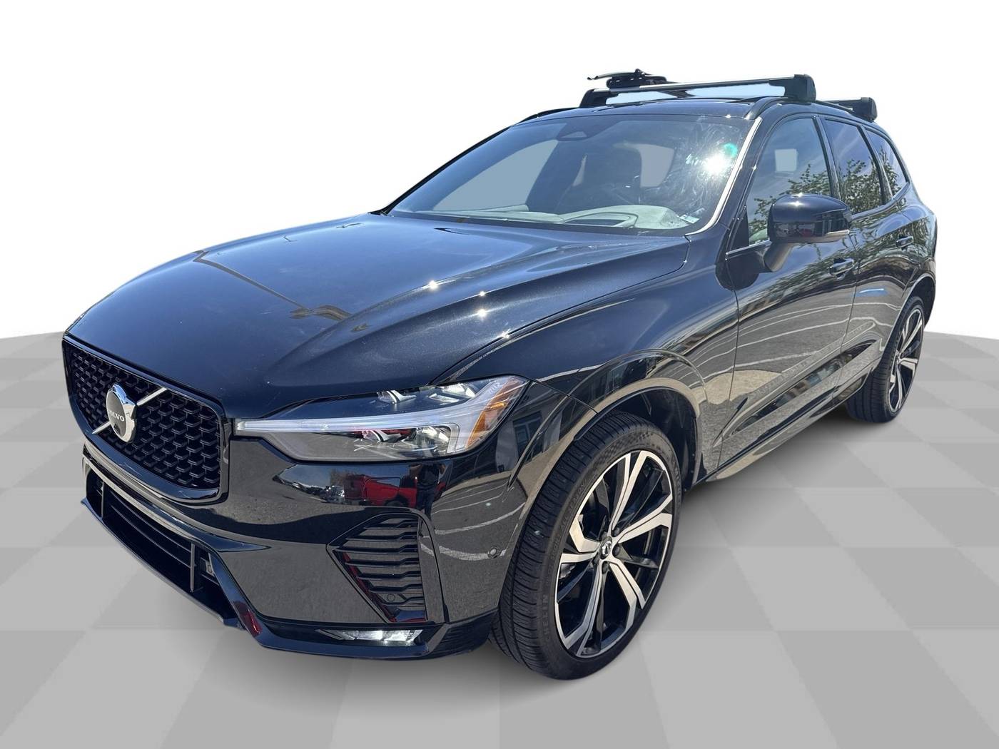 2022 Volvo XC60 R-Design — SUV — 29,742 mi — Perrysburg, OH