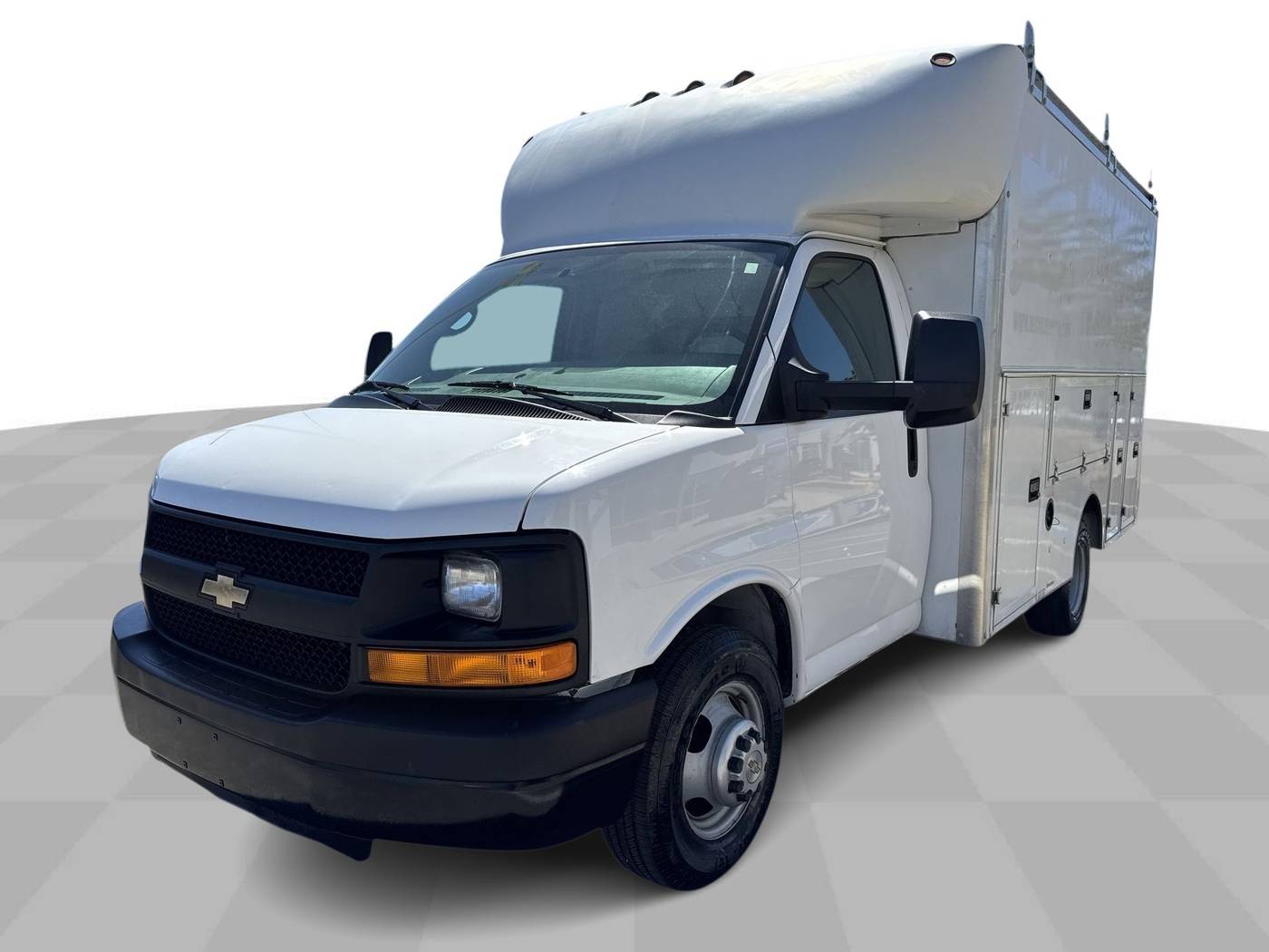 2014 Chevrolet Express Commercial Cutaway 3500 — Chassis Cab Truck — 238,713 mi — Perrysburg, OH