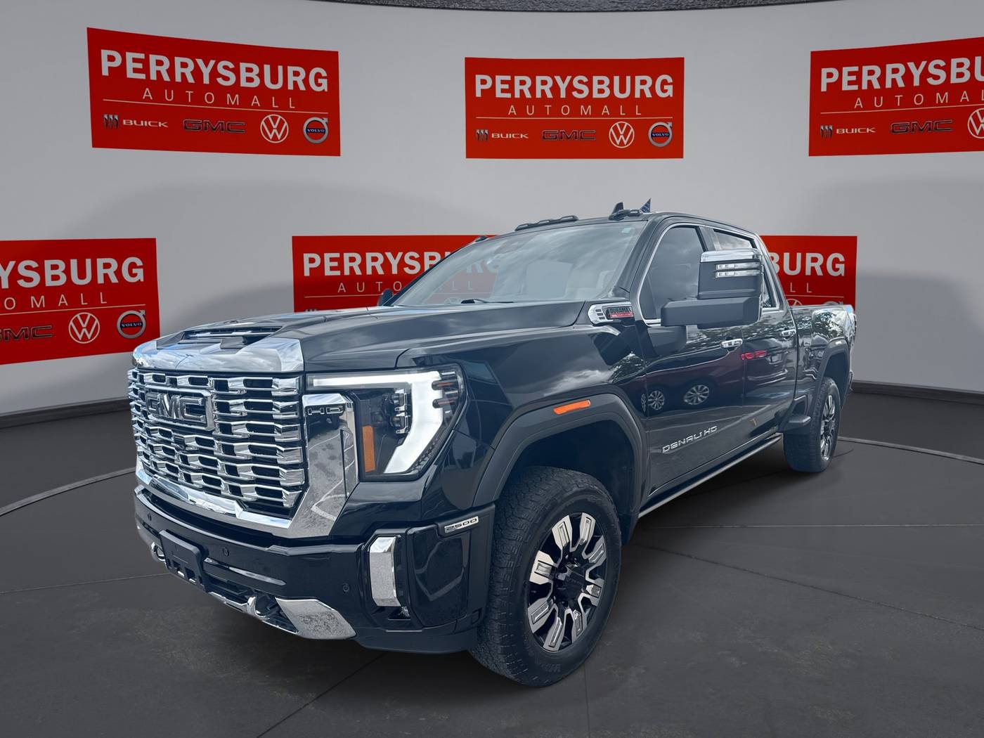 2025 GMC Sierra 2500HD Denali — Pickup Truck — 16,110 mi — Perrysburg, OH