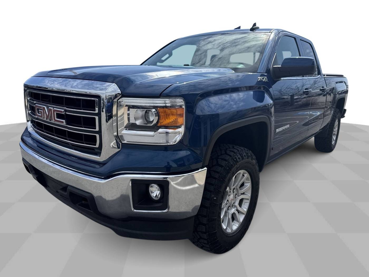 2015 GMC Sierra 1500 SLE — Pickup Truck — 117,776 mi — Perrysburg, OH