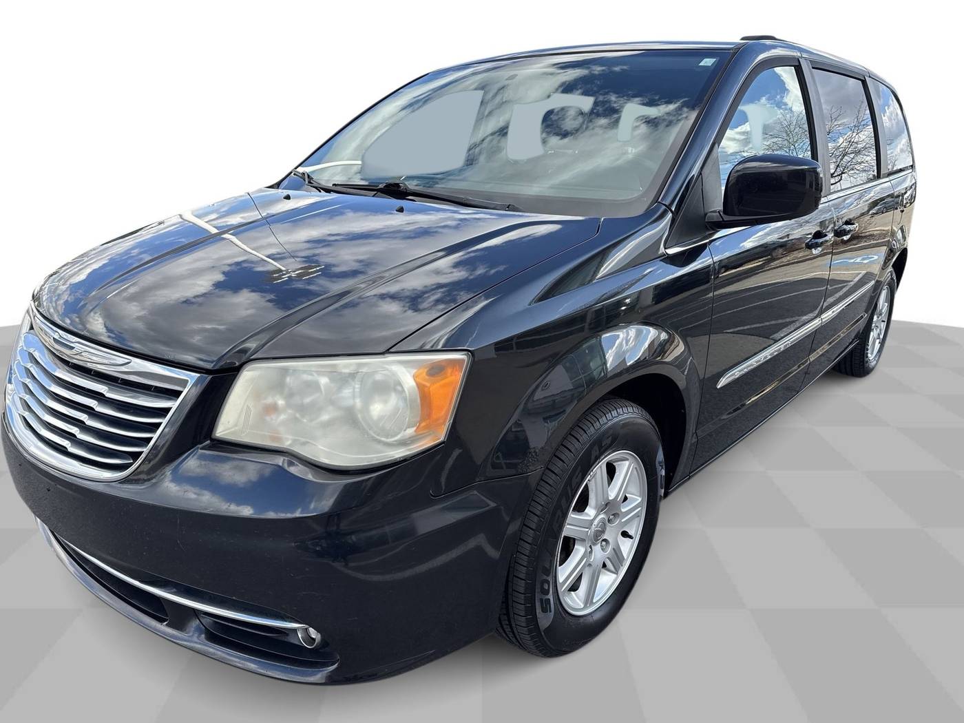 2012 Chrysler Town & Country Touring — Minivan — 158,941 mi — Perrysburg, OH