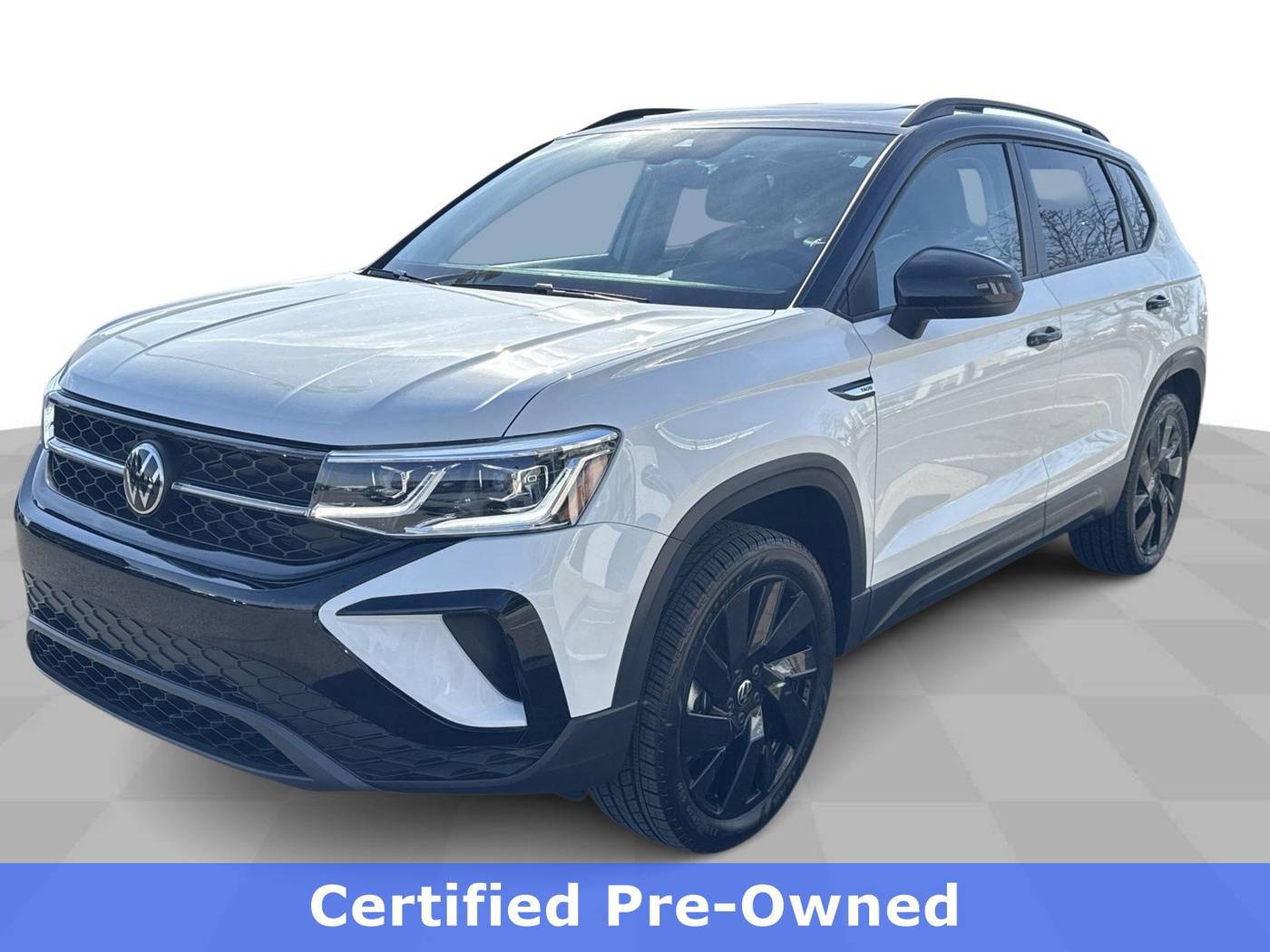 2024 Volkswagen Taos SE Black — SUV — 4,387 mi — Perrysburg, OH