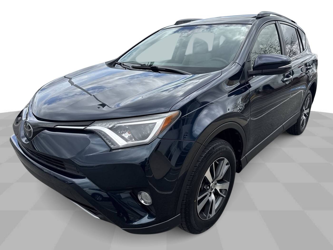 2018 Toyota RAV4 XLE — SUV — 99,541 mi — Perrysburg, OH