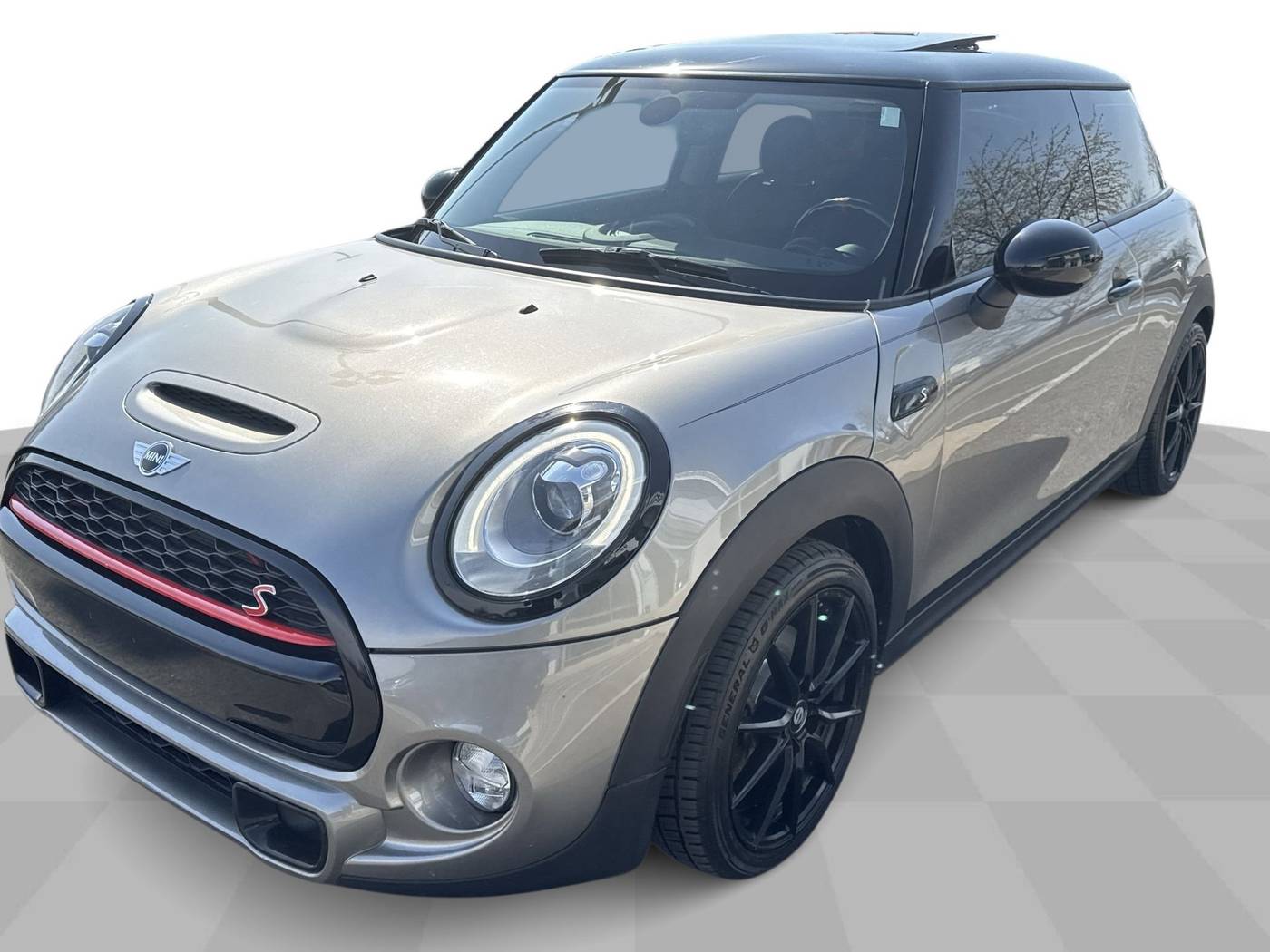 2017 MINI Hardtop Cooper S — Hatchback — 96,839 mi — Perrysburg, OH