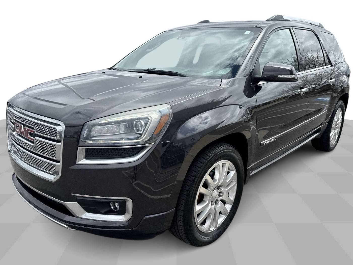 2015 GMC Acadia Denali — SUV — 110,296 mi — Perrysburg, OH