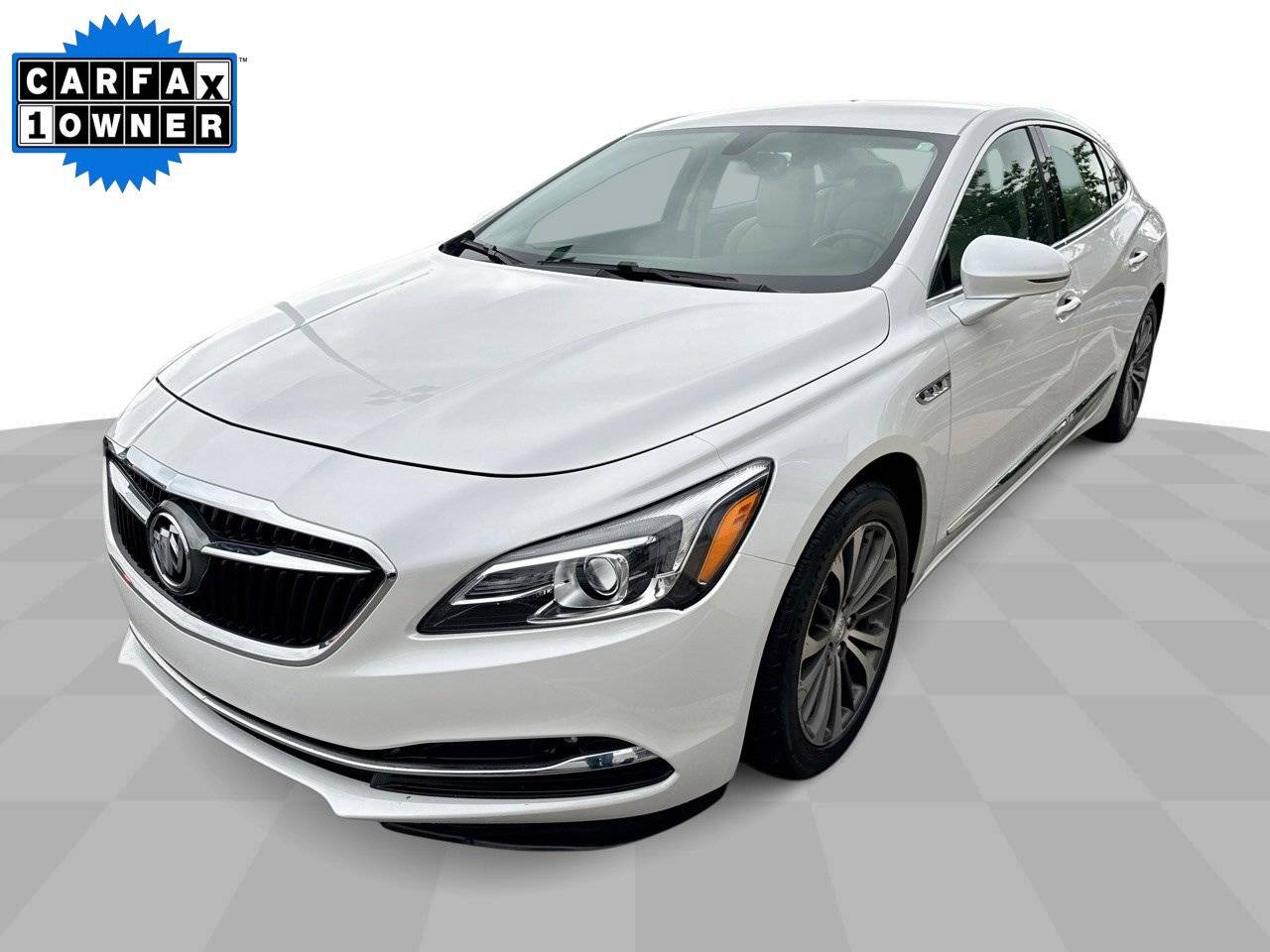 2017 Buick LaCrosse Essence — Sedan — 78,671 mi — Perrysburg, OH