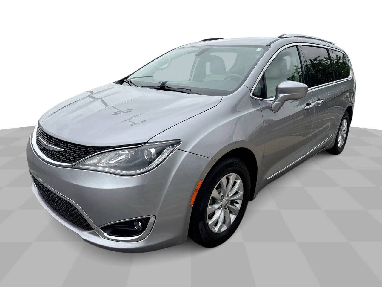 2018 Chrysler Pacifica Touring L — Minivan — 107,910 mi — Perrysburg, OH