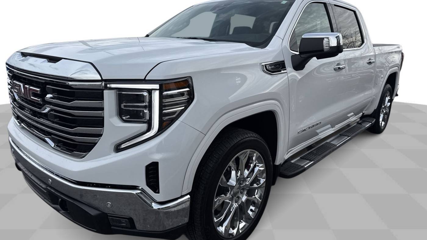 2024 GMC Sierra 1500 SLT — Pickup Truck — 13,078 mi — Perrysburg, OH