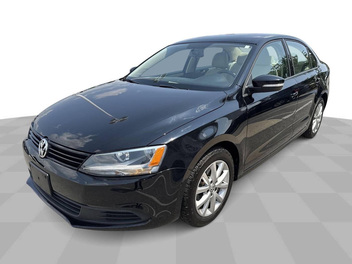 2012 Volkswagen Jetta SE — Sedan — 70,179 mi — Perrysburg, OH