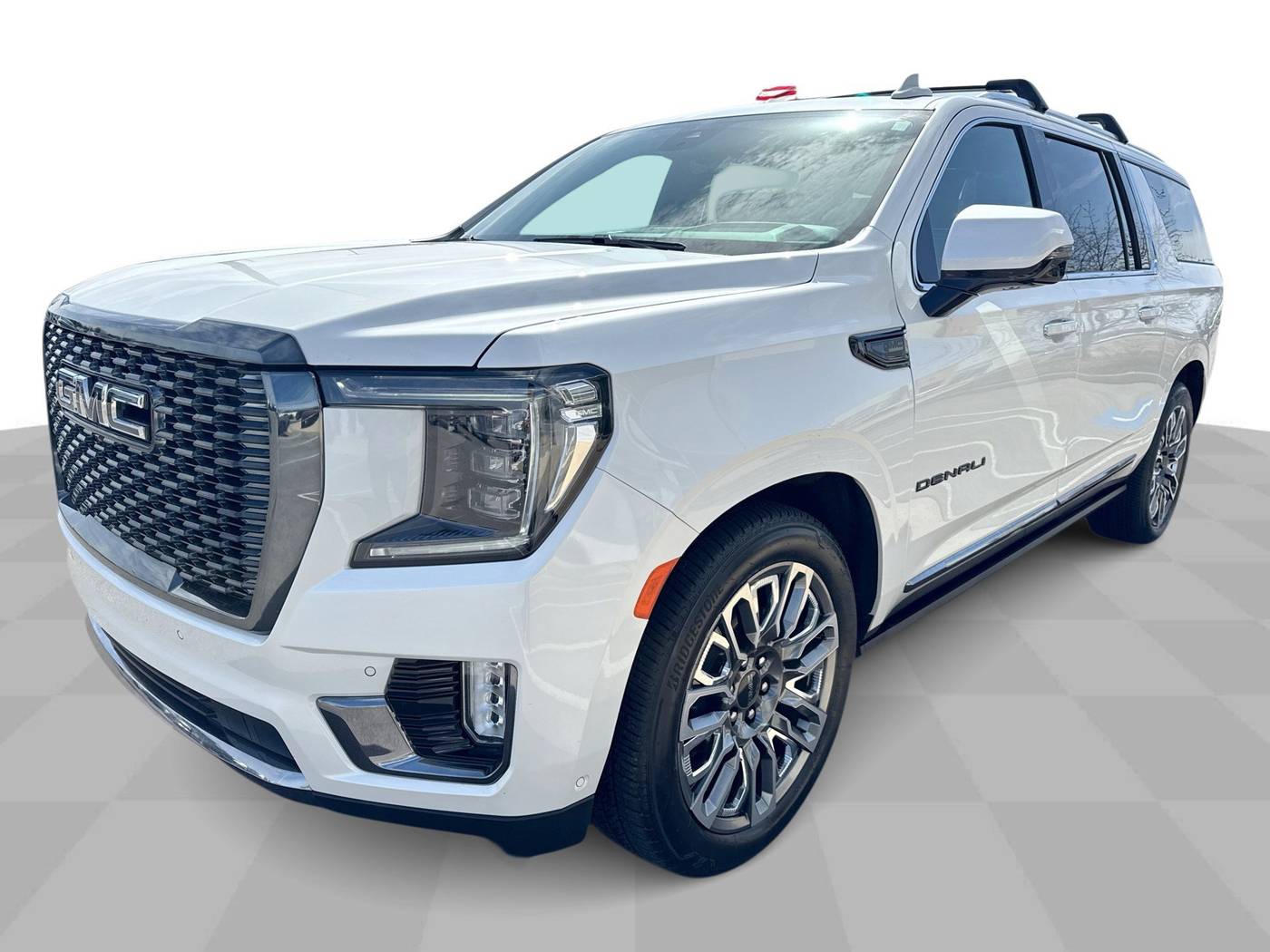 2024 GMC Yukon Denali Ultimate — SUV — 11,269 mi — Perrysburg, OH