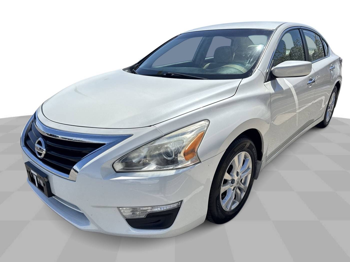 2015 Nissan Altima 2.5 S — Sedan — 144,645 mi — Perrysburg, OH