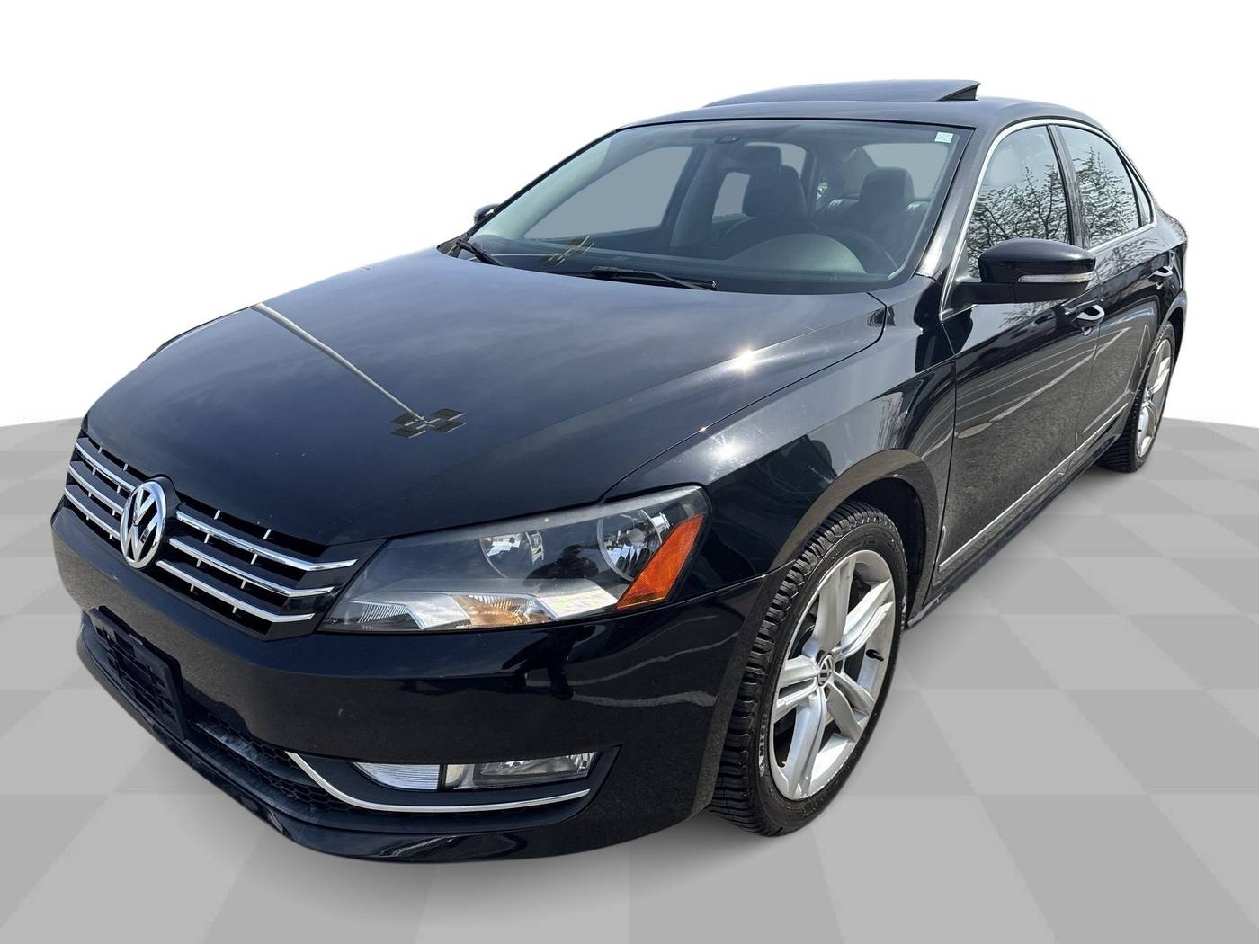 2013 Volkswagen Passat TDI SEL Premium — Sedan — 172,706 mi — Perrysburg, OH