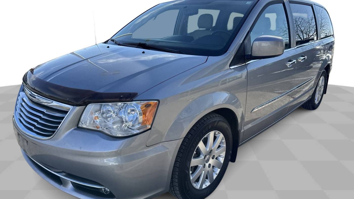 2016 Chrysler Town & Country Touring — Minivan — 96,369 mi — Perrysburg, OH