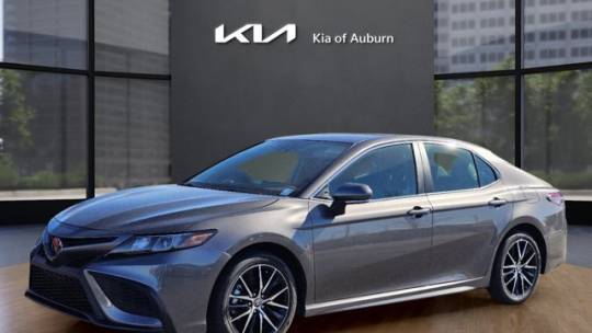 2024 Toyota Camry SE — Sedan — 24,797 mi — Auburn, AL