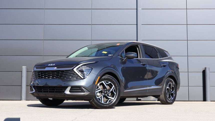 2024 Kia Sportage LX — SUV — 32,345 mi — Ozark, MO