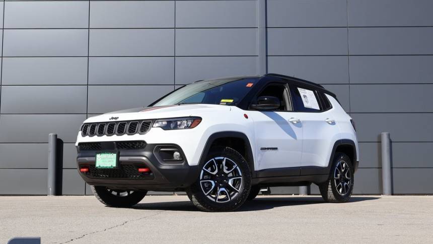 2024 Jeep Compass Trailhawk — SUV — 22,038 mi — Ozark, MO