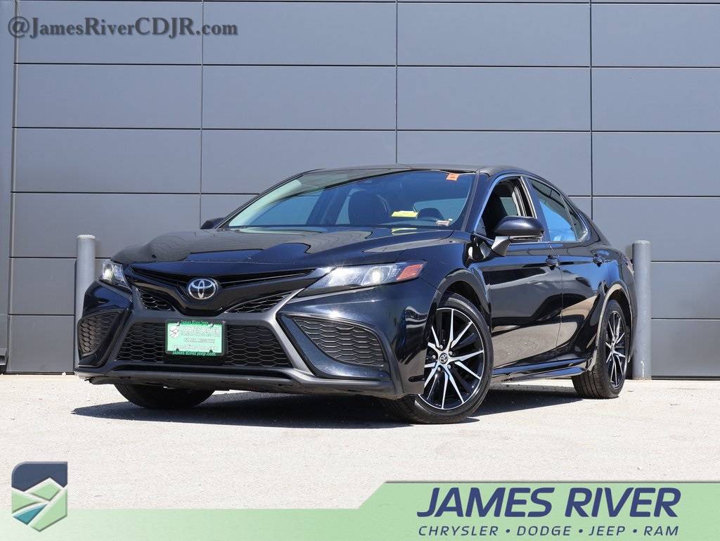 2022 Toyota Camry SE — Sedan — 54,349 mi — Ozark, MO