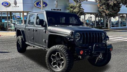 2020 Jeep Gladiator Rubicon — Pickup Truck — 30,196 mi — Santa Monica, CA