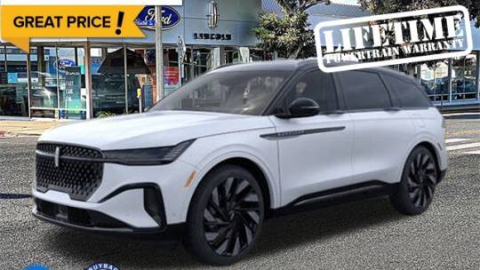2024 Lincoln Nautilus Reserve — SUV — 4,356 mi — Santa Monica, CA
