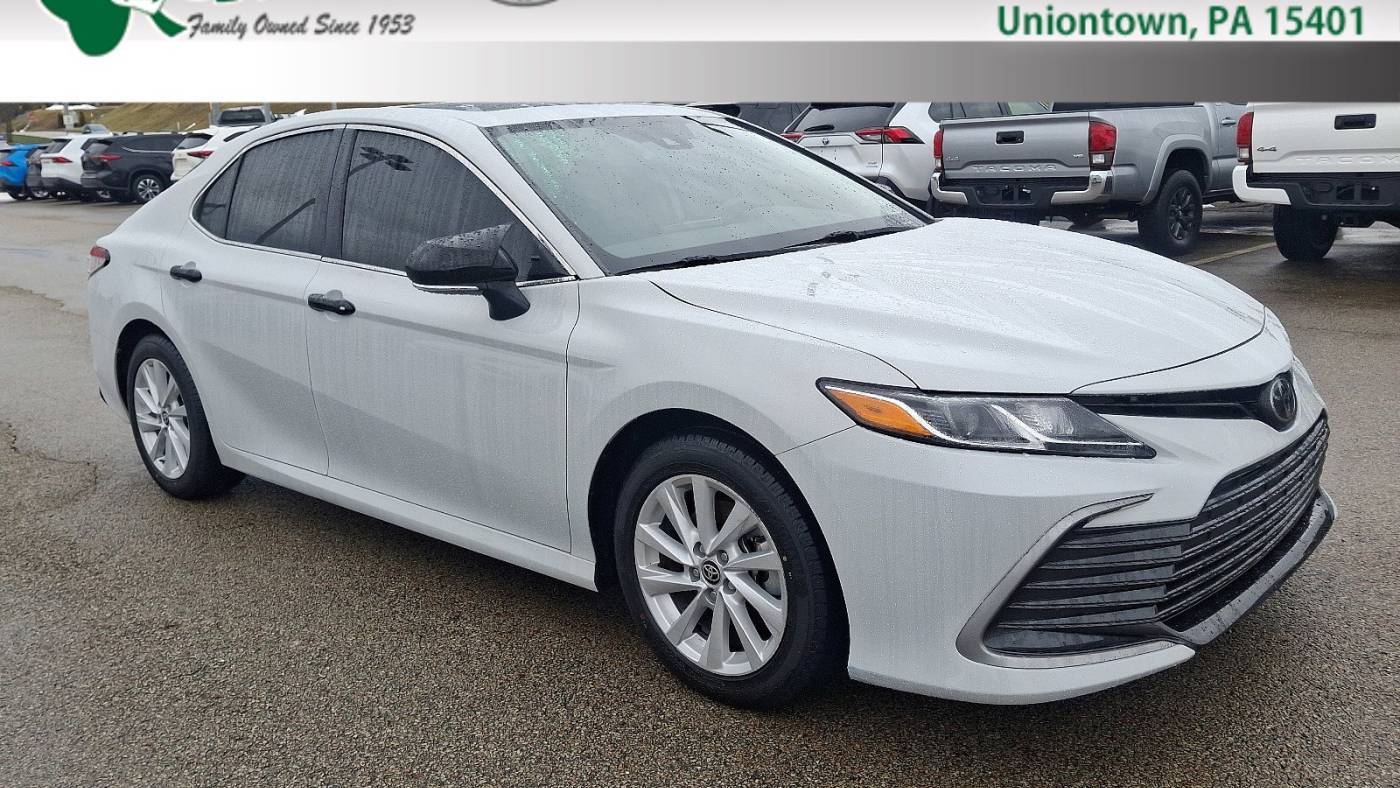 2022 Toyota Camry LE — Sedan — 14,191 mi — Uniontown, PA