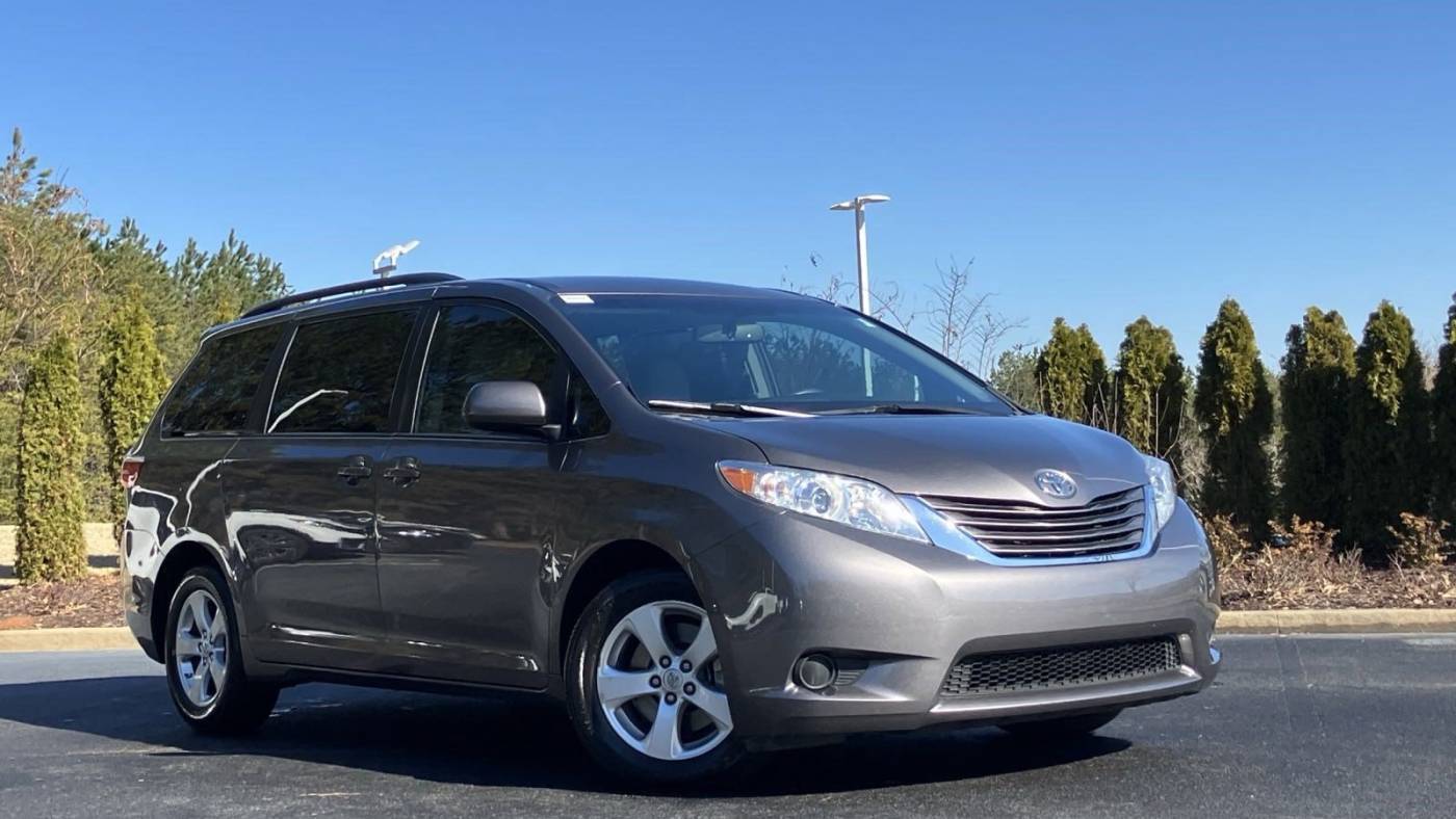 2015 Toyota Sienna LE — Minivan — 105,920 mi — Duluth, GA