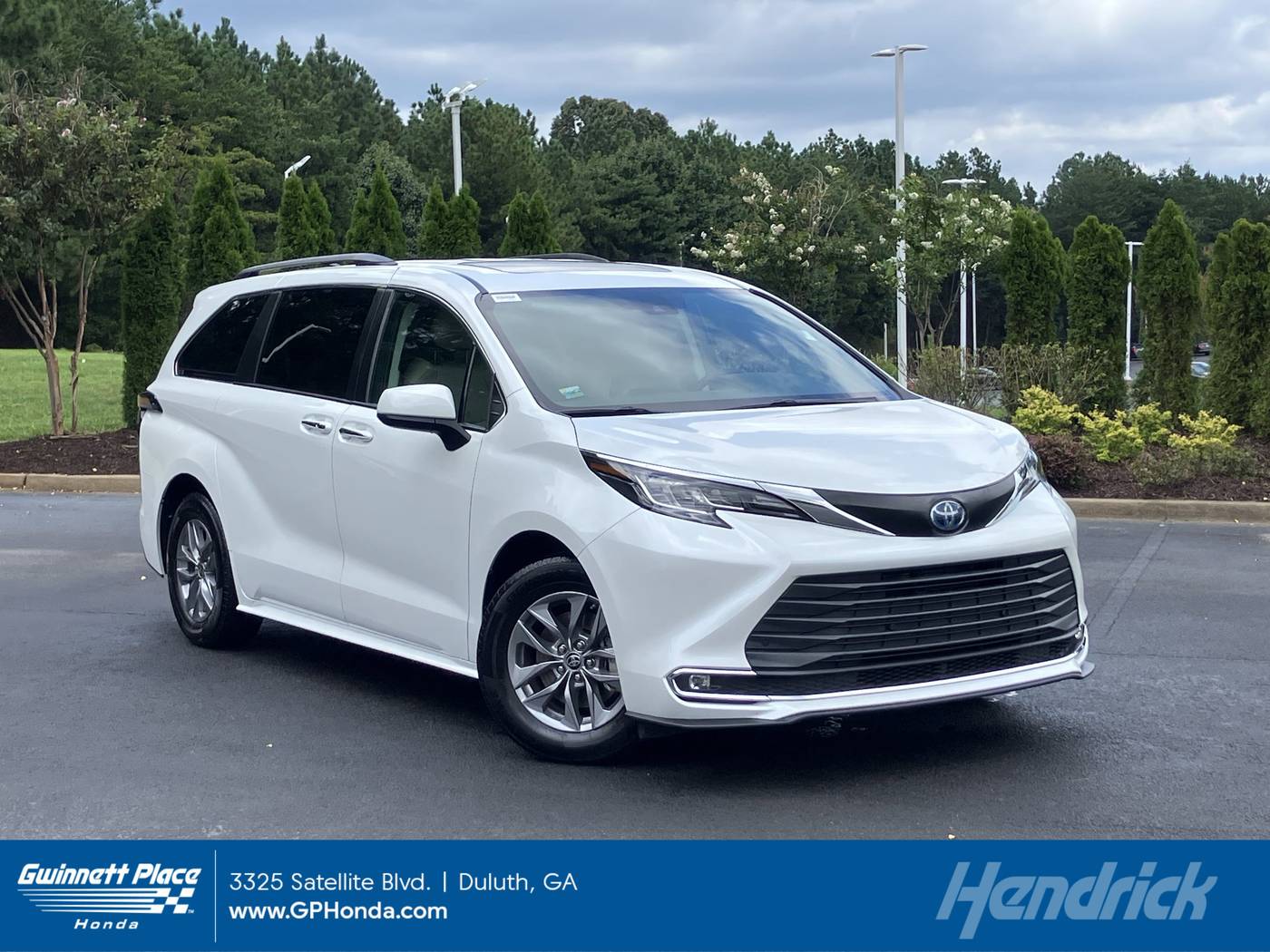 2022 Toyota Sienna XLE — Minivan — 79,054 mi — Duluth, GA