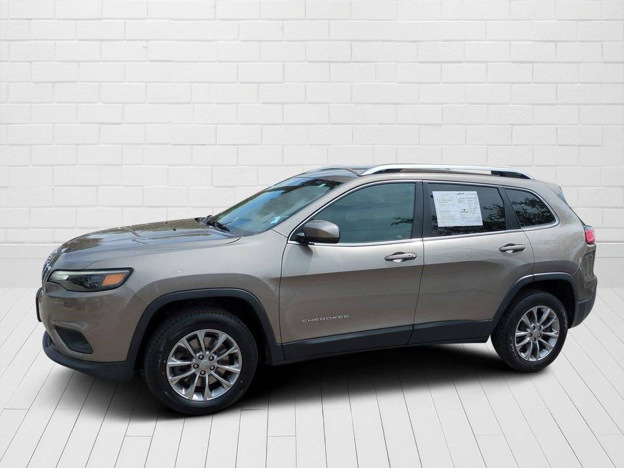 2019 Jeep Cherokee Latitude Plus — SUV — 97,895 mi — Longwood, FL