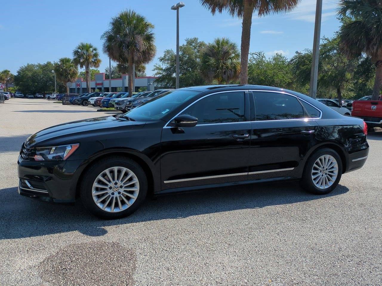2016 Volkswagen Passat 1.8T SE — Sedan — 98,297 mi — Longwood, FL
