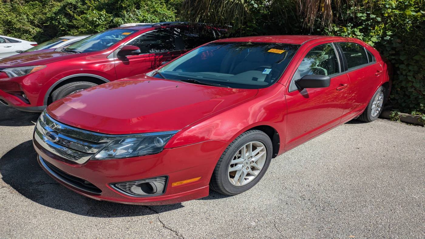 2010 Ford Fusion S — Sedan — 83,904 mi — Longwood, FL