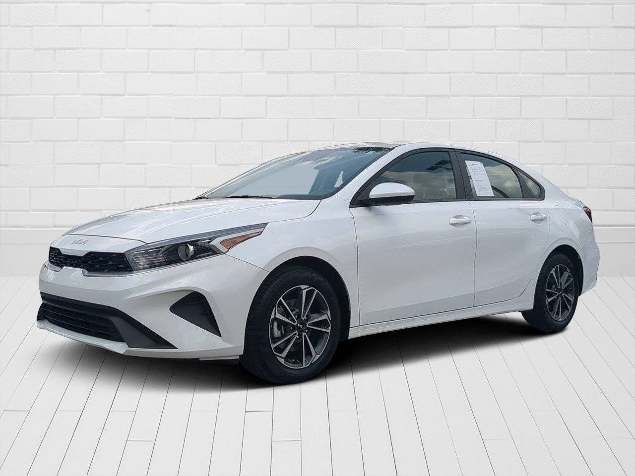 2024 Kia Forte LXS — Sedan — 25,884 mi — Longwood, FL