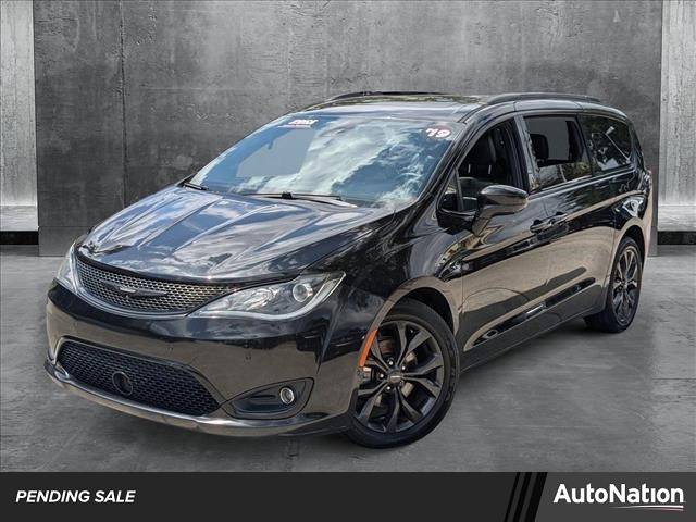 2019 Chrysler Pacifica Touring L Plus 35th Anniversary — Minivan — 102,616 mi — Maitland, FL