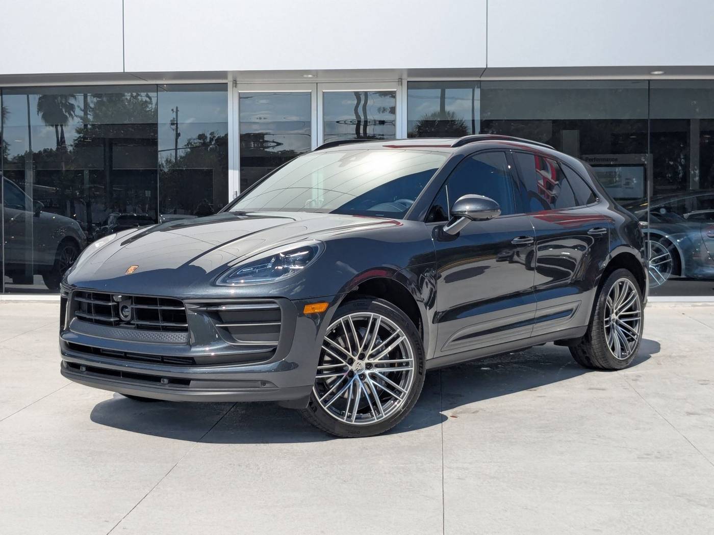 2025 Porsche Macan T — SUV — 8,357 mi — Maitland, FL